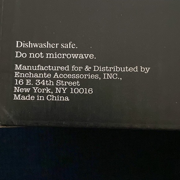 New in Box RAE DUNN wine and beer glass set - Picture 8 of 8